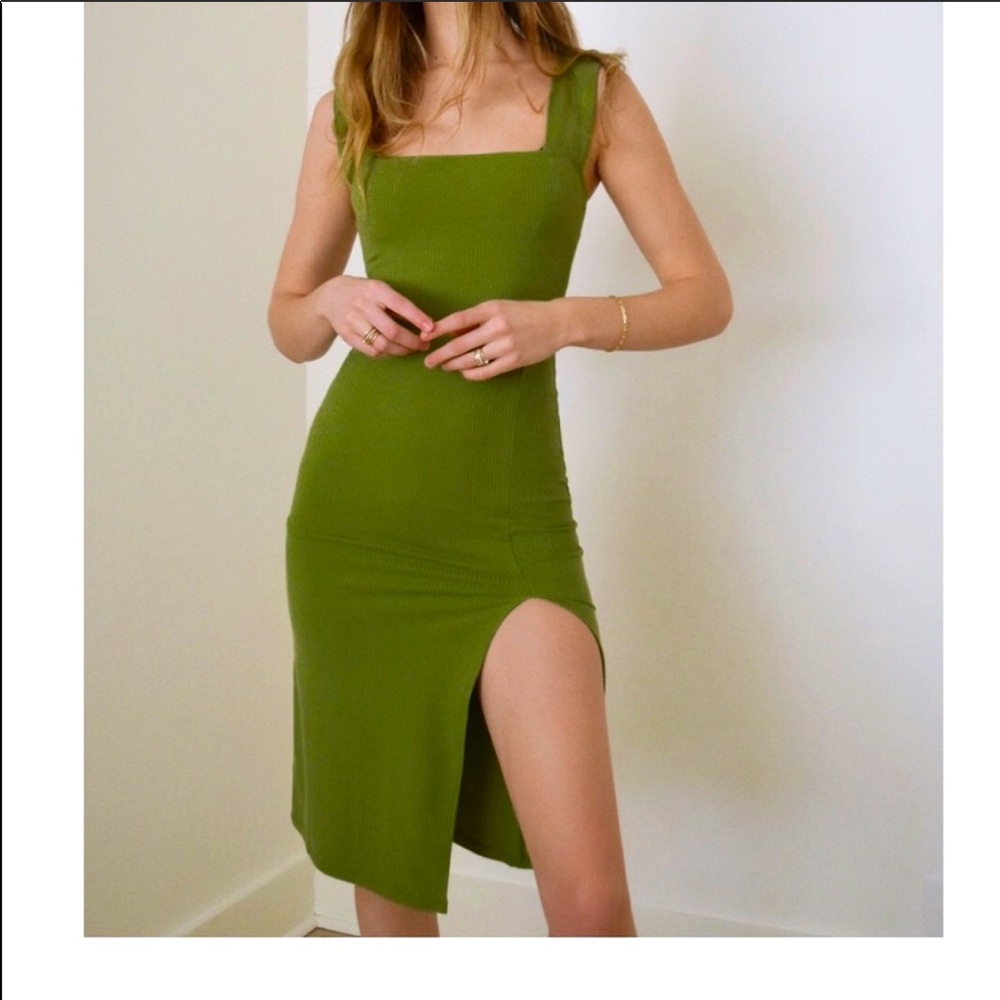 Reformation Cassi Dress size sm/green - never worn